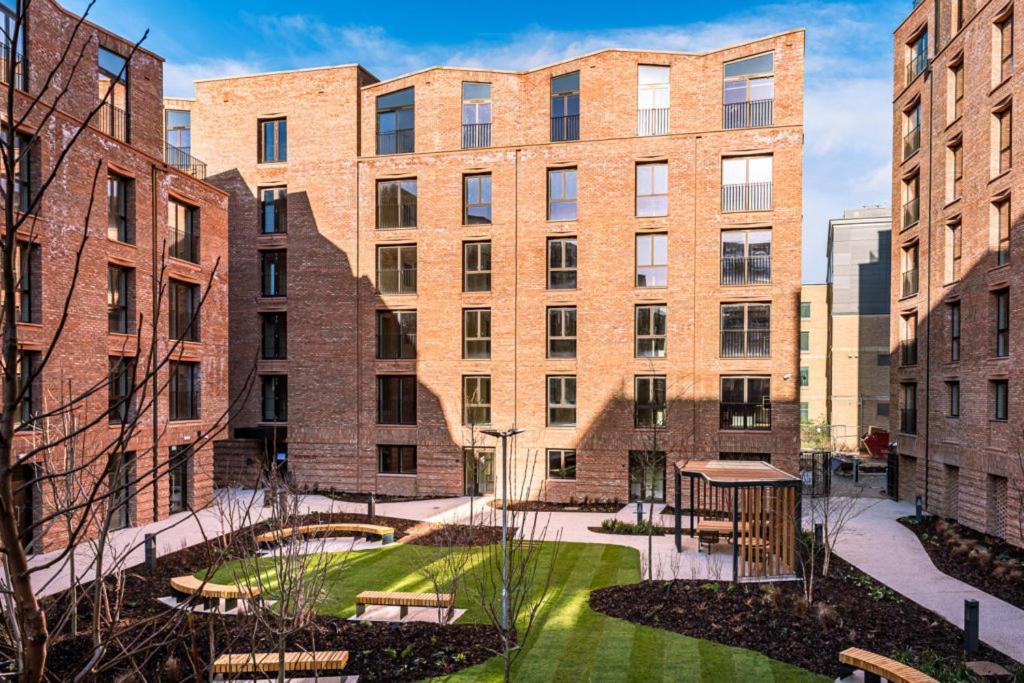 Hudson Quarter Luxury Apartment *